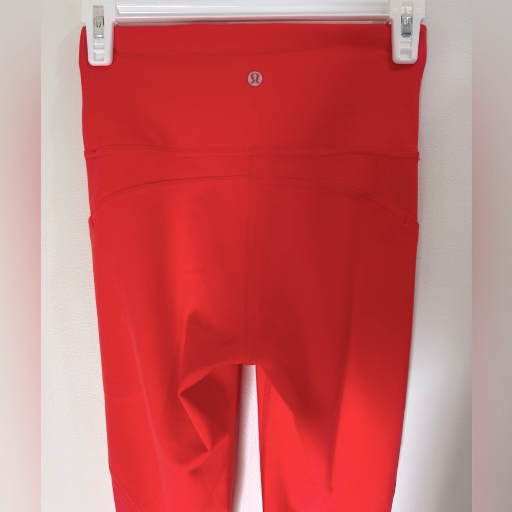 Lululemon athletic tights, women’s size 6